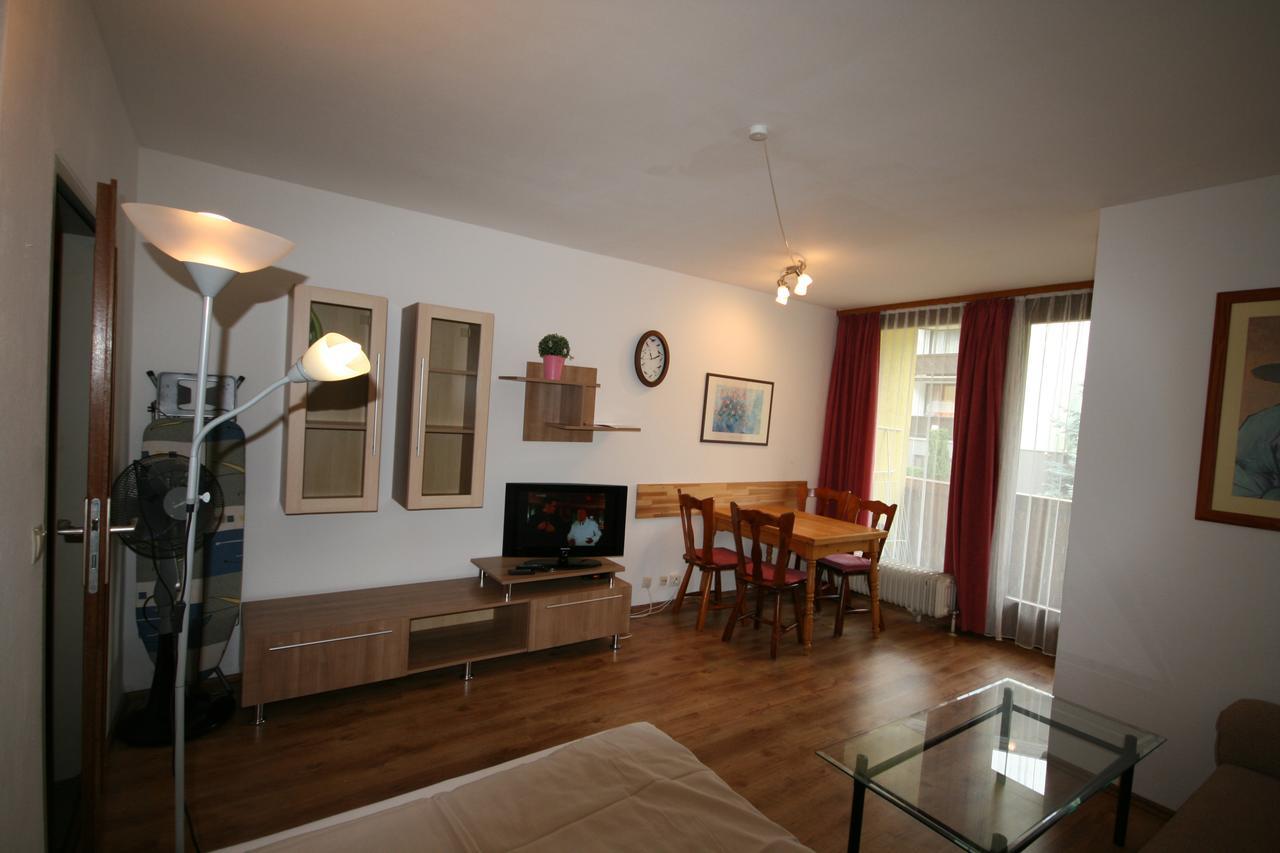 Apartment Domizil *